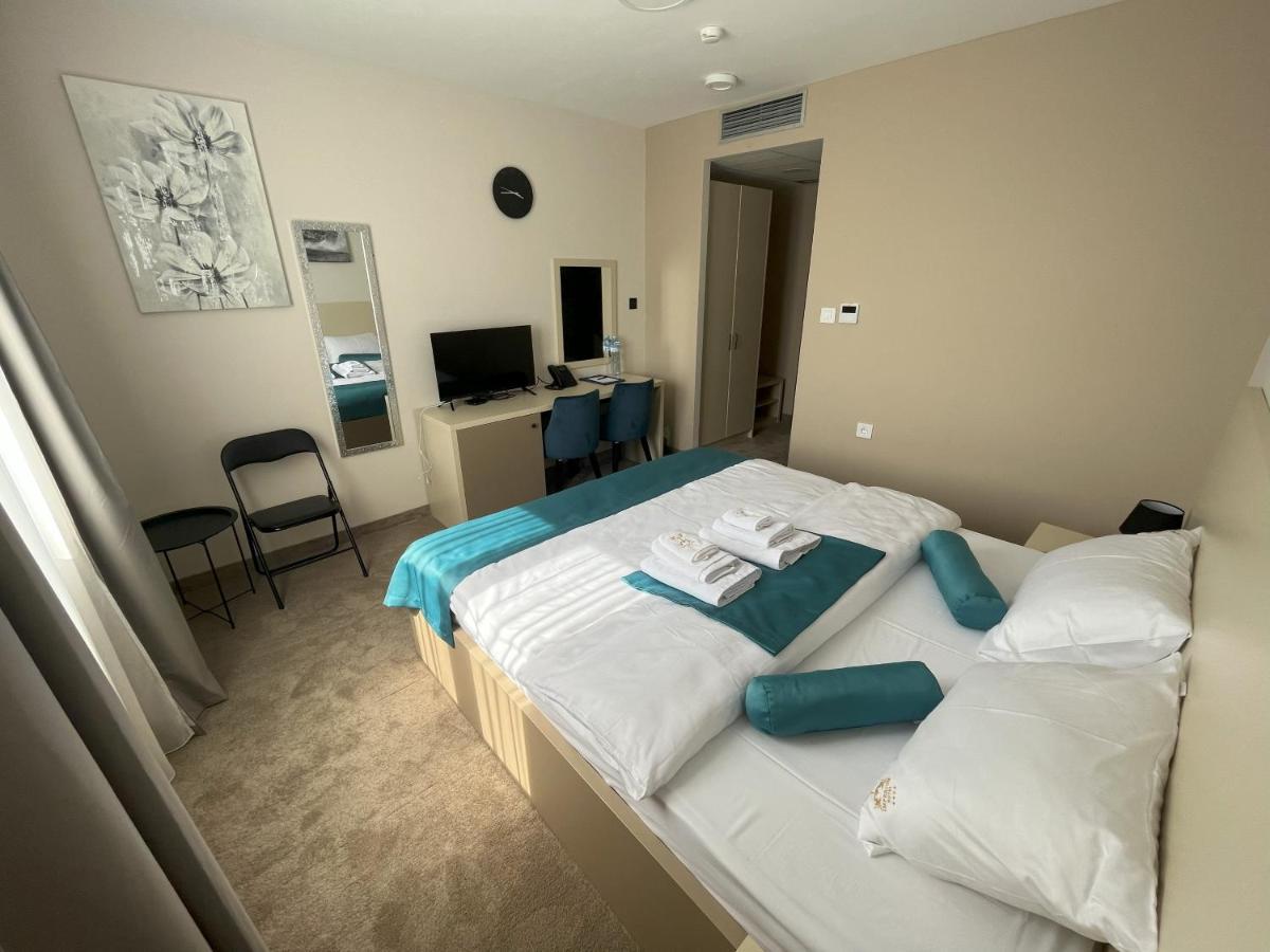 Garni Hotel Imperium Subotica Esterno foto